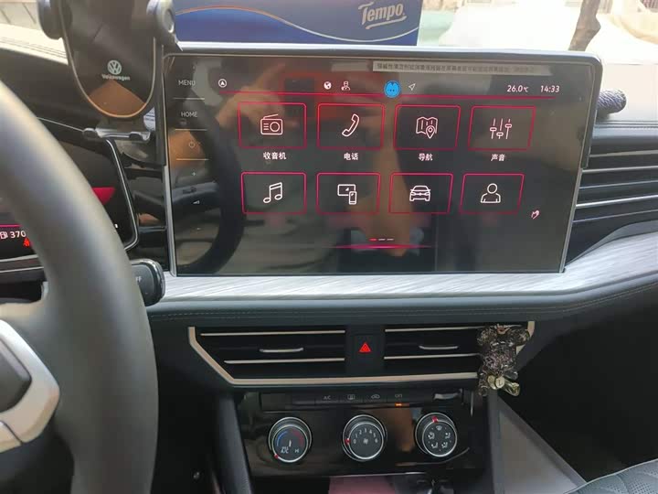 Фото 6 - Volkswagen Sagitar L