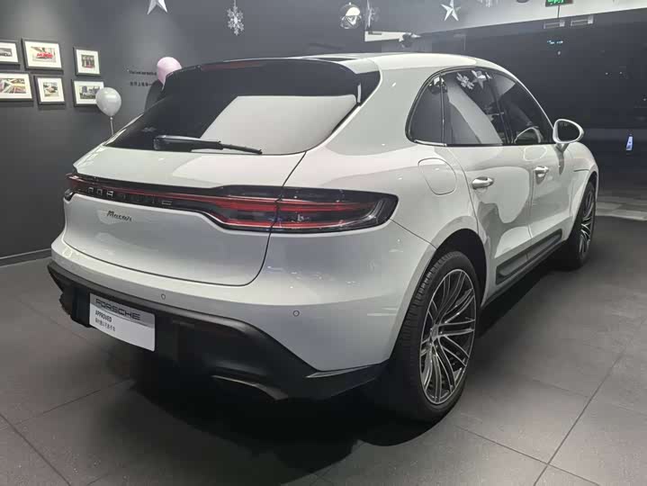 Фото 3 - Porsche Macan