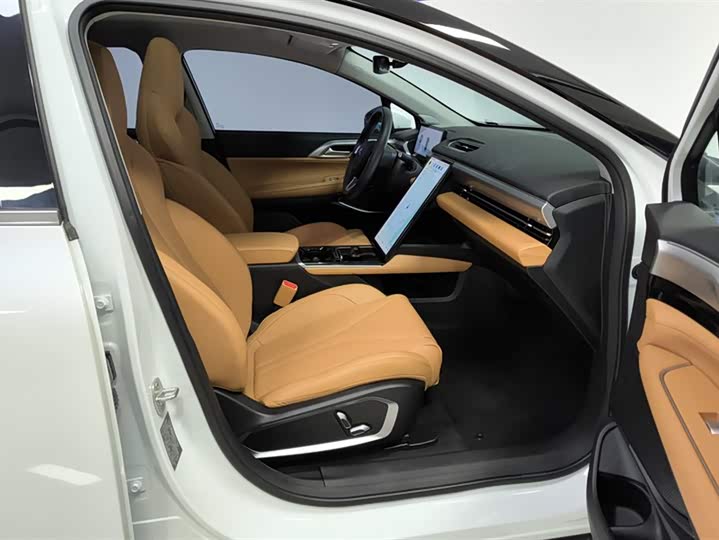 Фото 8 - XPeng P5