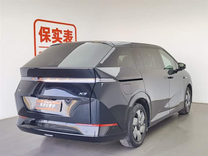 Фото 2 - XPeng X9