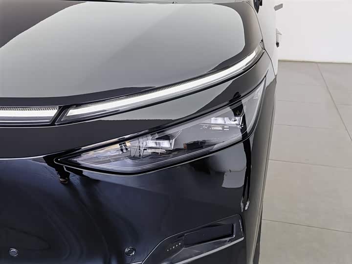 Фото 7 - XPeng X9