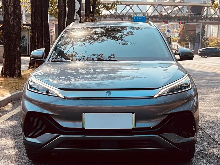 Фото 2 - BYD Yuan Plus