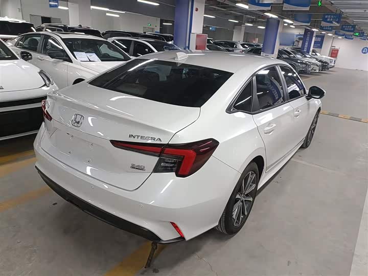 Фото 7 - Honda Integra