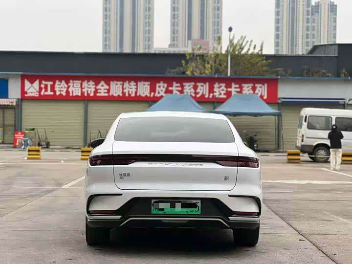 Фото 8 - BYD Han