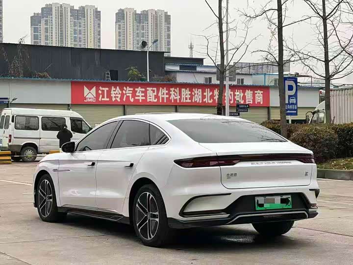 Фото 9 - BYD Han