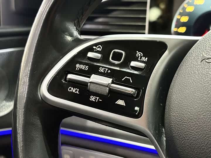 Фото 9 - Mercedes-Benz GLE-Class