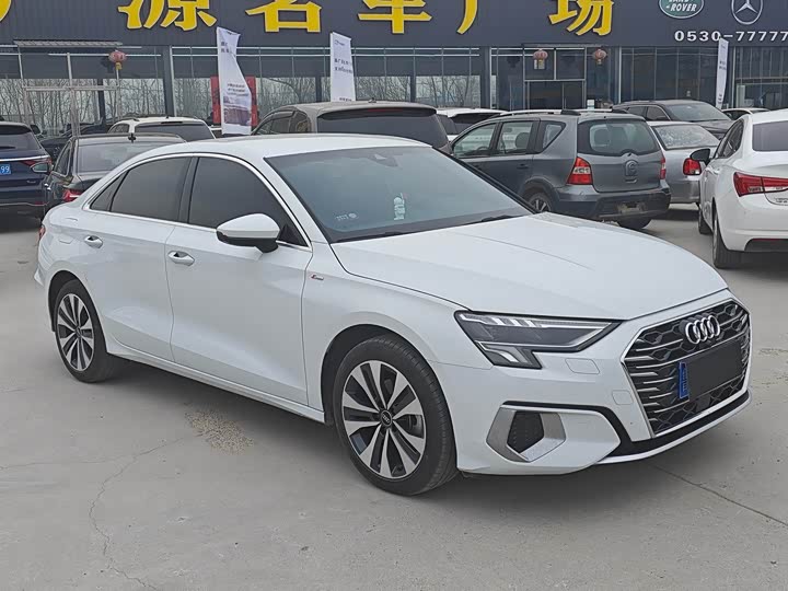 Фото 2 - Audi A3