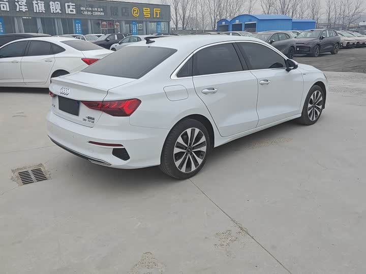 Фото 9 - Audi A3