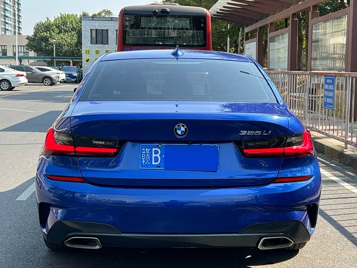 Фото 2 - BMW 3 Series