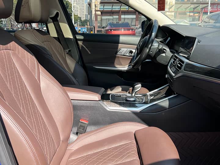 Фото 7 - BMW 3 Series