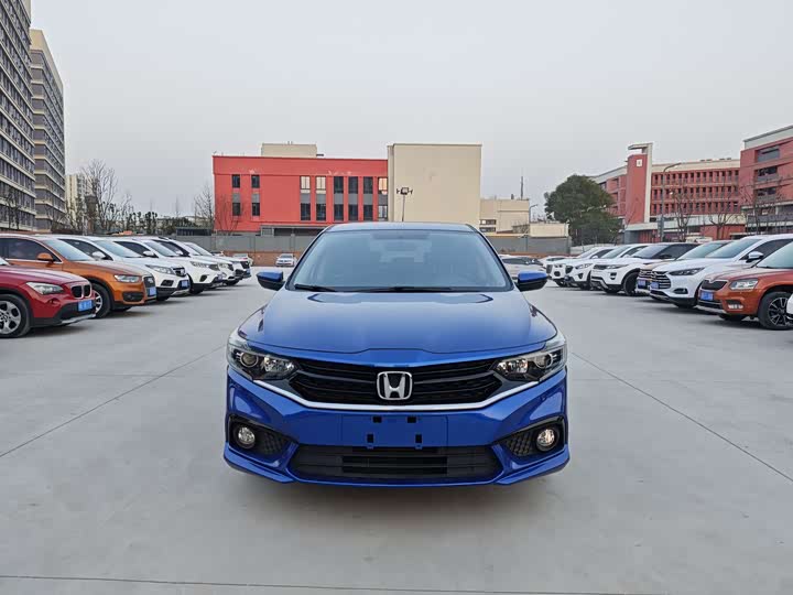 Фото 2 - Honda Envix