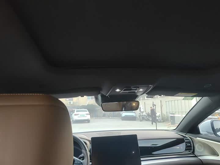 Фото 8 - BYD Han