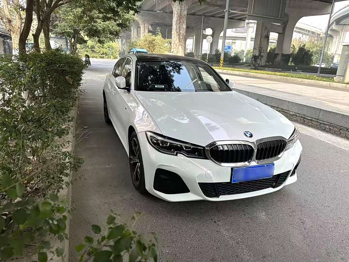 Фото 2 - BMW 3 Series