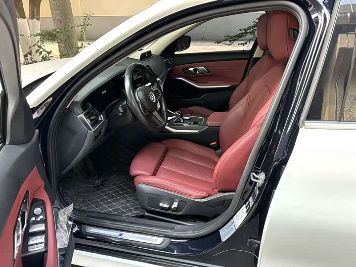 Фото 3 - BMW 3 Series