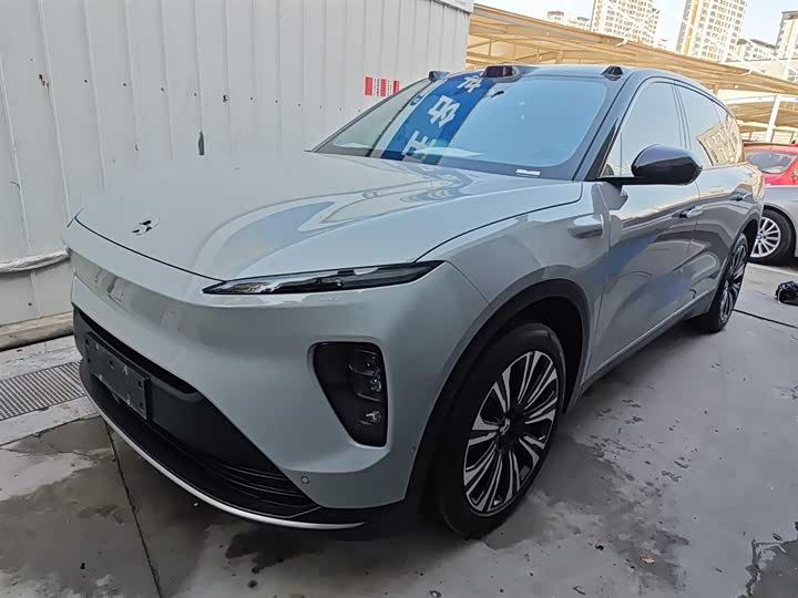 Фото 1 - Nio ES8