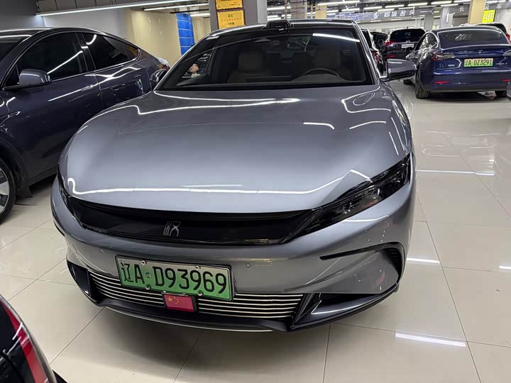 Фото 2 - BYD Han