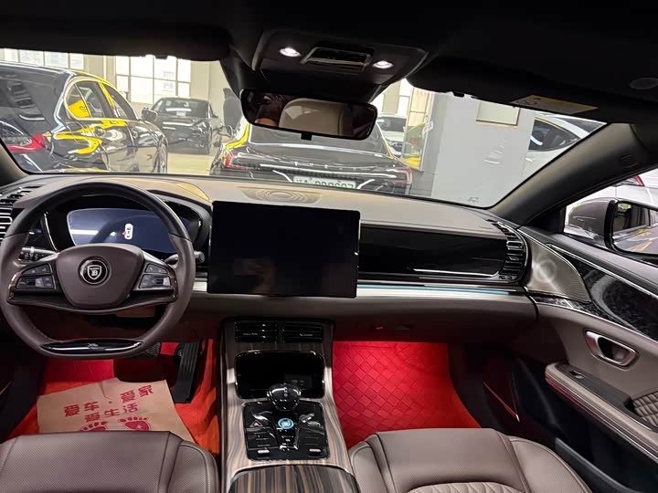 Фото 8 - BYD Han