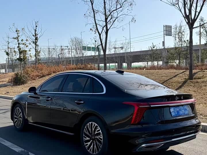 Фото 7 - Hongqi H5