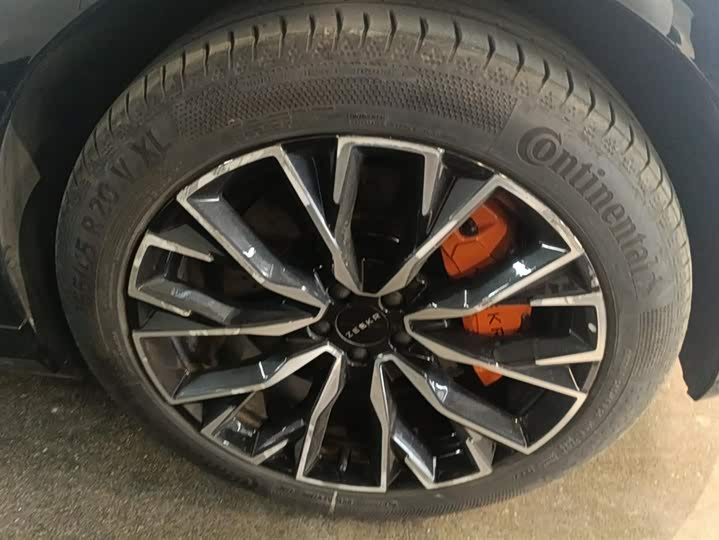 Фото 6 - Zeekr 7X