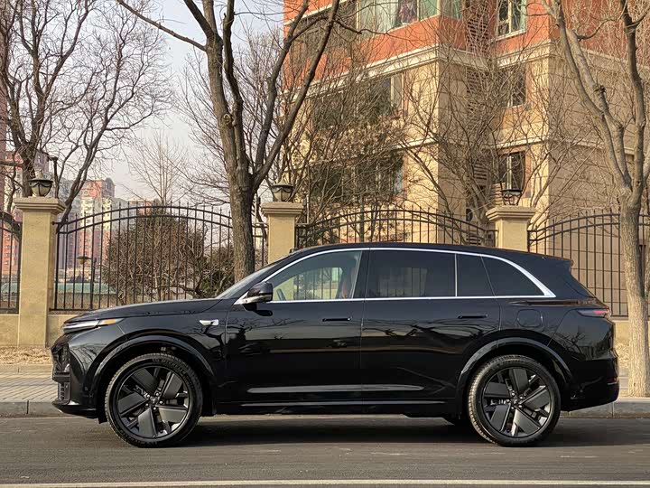 Фото 2 - LiXiang L7