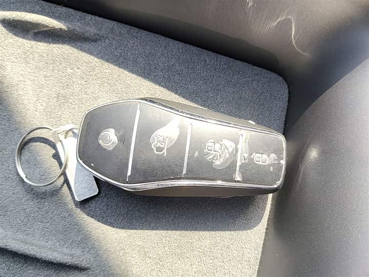 Фото 8 - BYD Sea Lion 07 EV