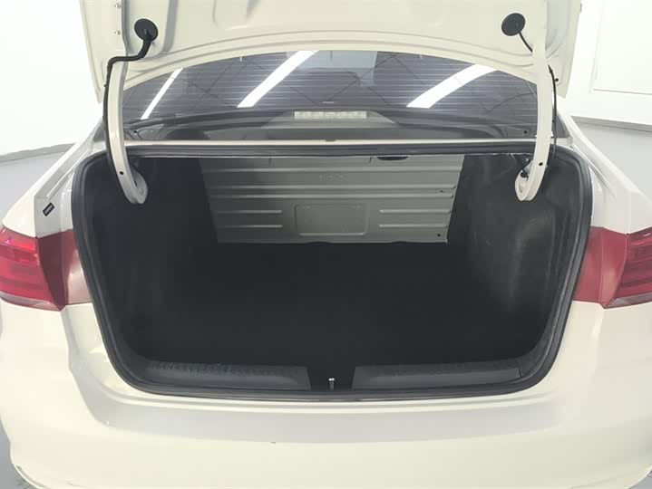 Фото 4 - Volkswagen Santana