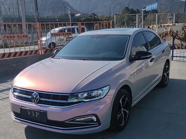 Фото 1 - Volkswagen Bora