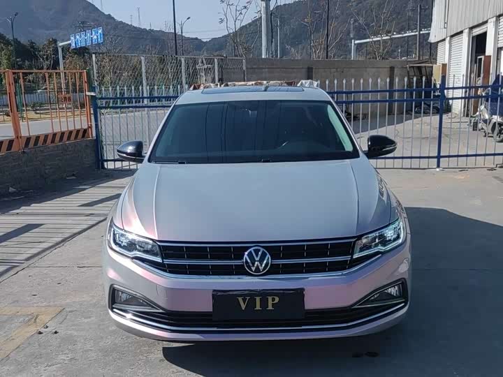 Фото 2 - Volkswagen Bora