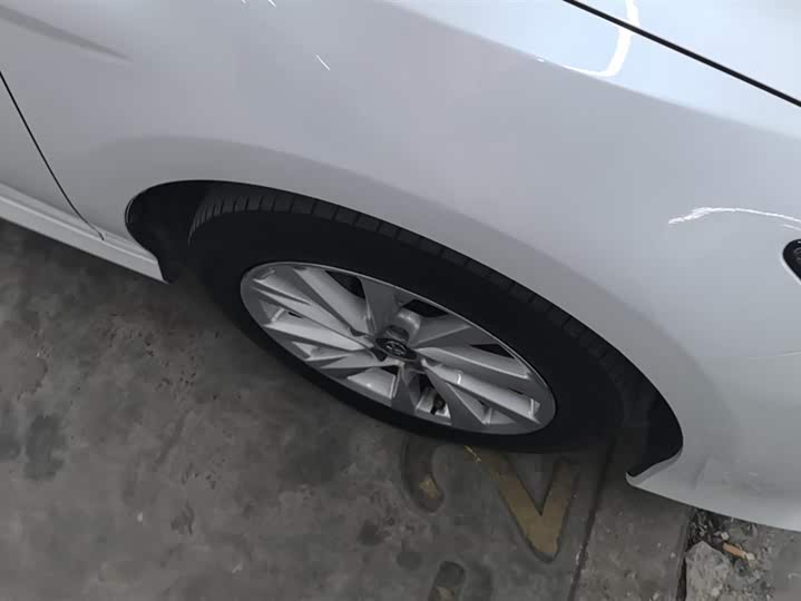 Фото 6 - Toyota Camry