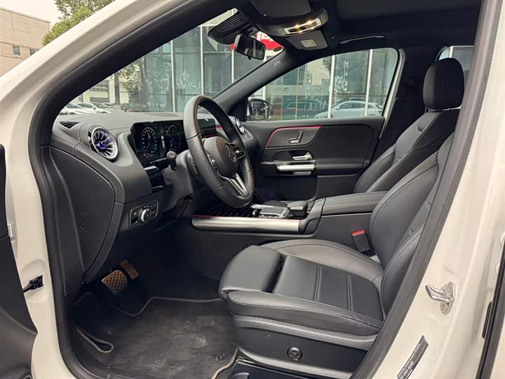 Фото 5 - Mercedes-Benz GLA-Class