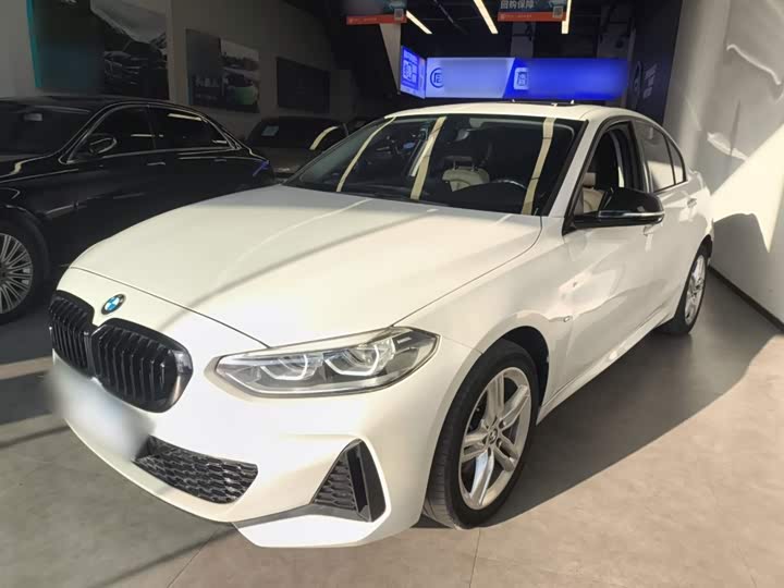 Фото 2 - BMW 1 Series