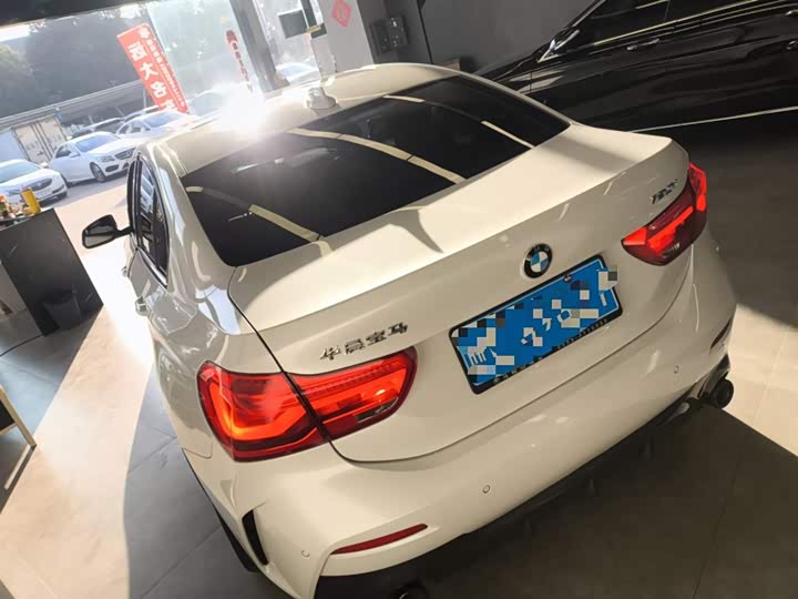 Фото 5 - BMW 1 Series