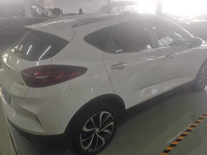 Фото 3 - Geely Emgrand GS