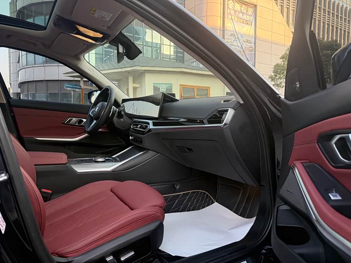 Фото 7 - BMW 3 Series