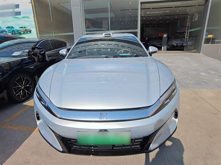 Фото 3 - BYD Han L