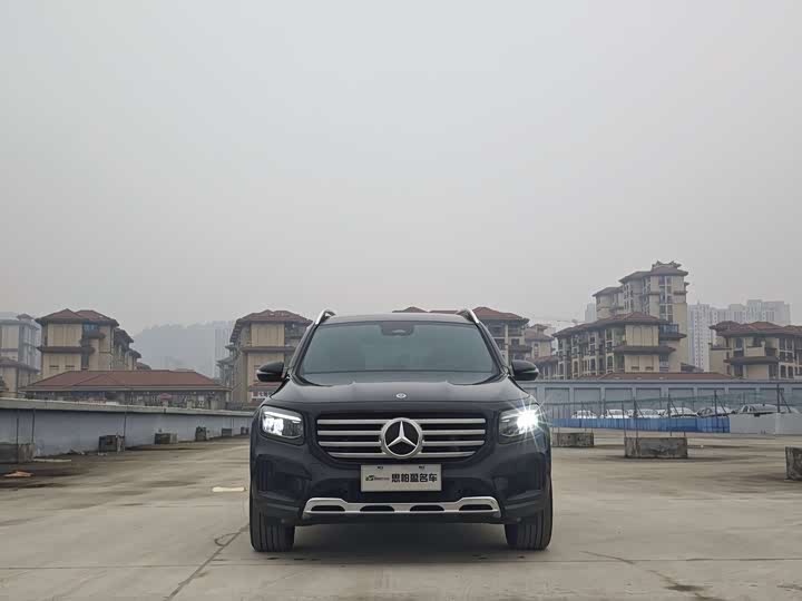Фото 2 - Mercedes-Benz GLB-Class