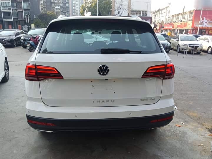 Фото 6 - Volkswagen Tharu