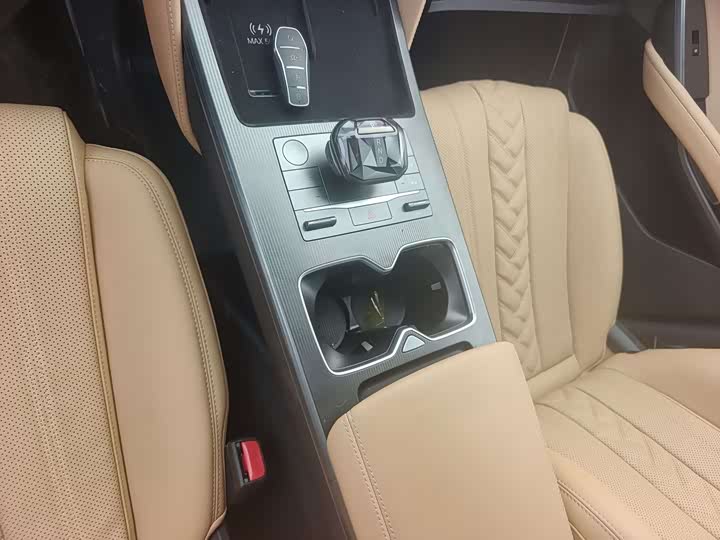 Фото 9 - BYD Song L DM-i Hybrid