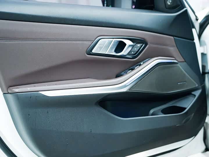 Фото 6 - BMW 3 Series