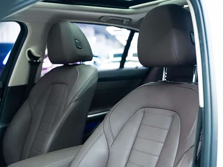 Фото 8 - BMW 3 Series