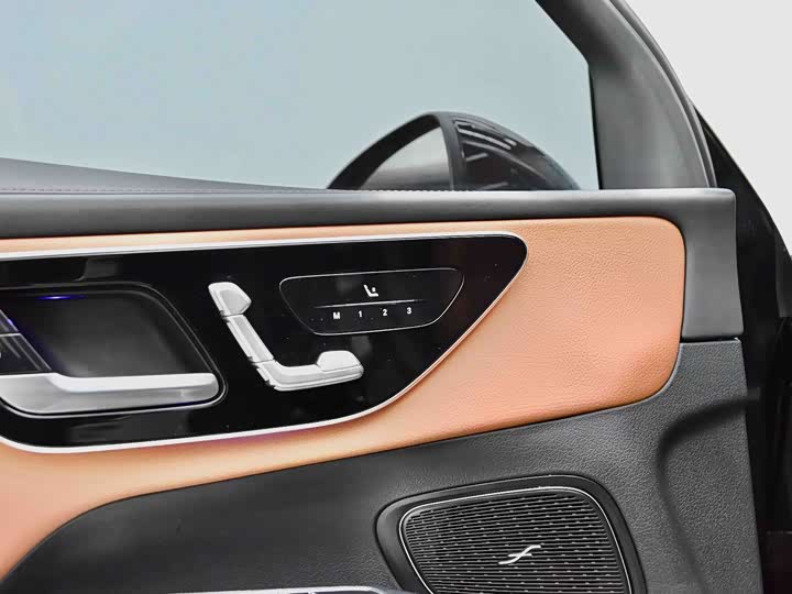 Фото 6 - Mercedes-Benz GLC-Class