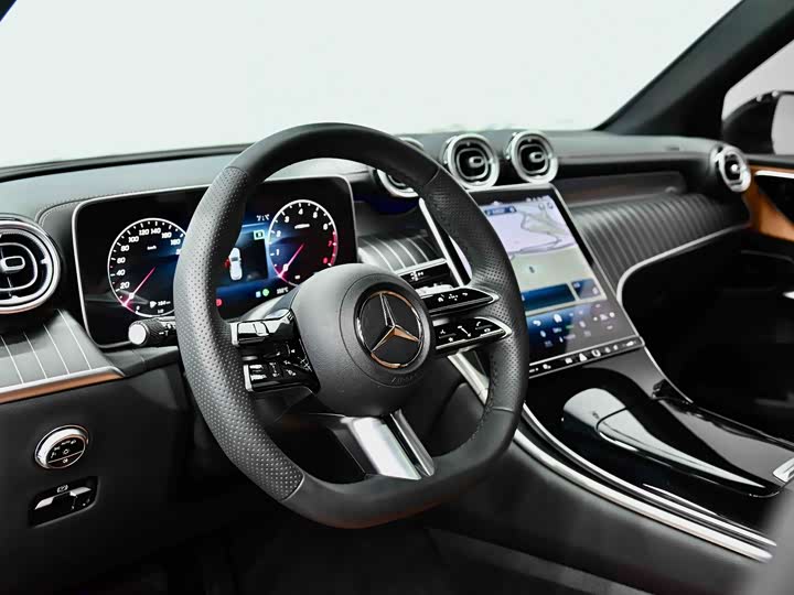 Фото 9 - Mercedes-Benz GLC-Class