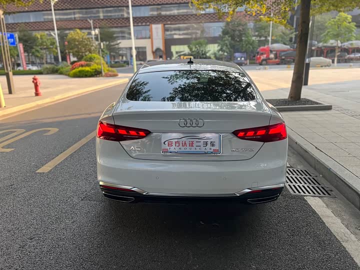 Фото 8 - Audi A5