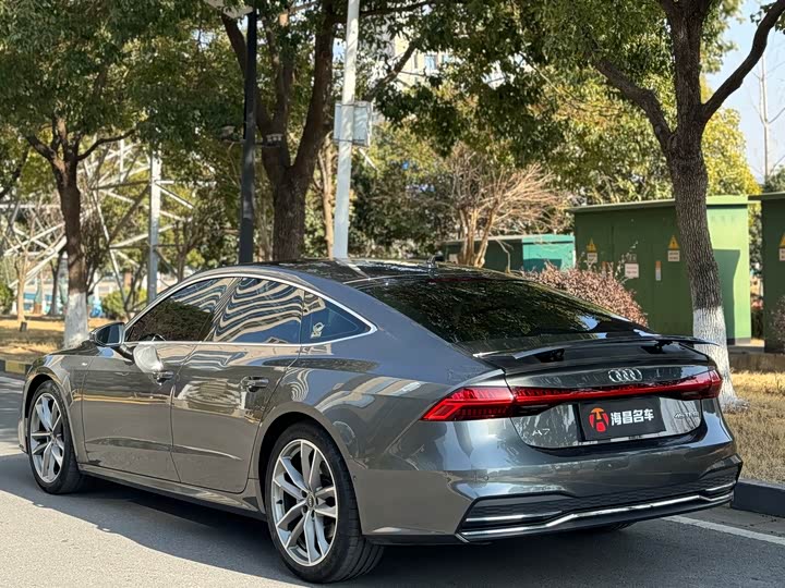 Фото 4 - Audi A7