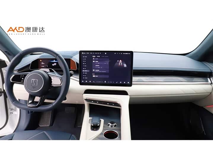 Фото 5 - Zeekr 001