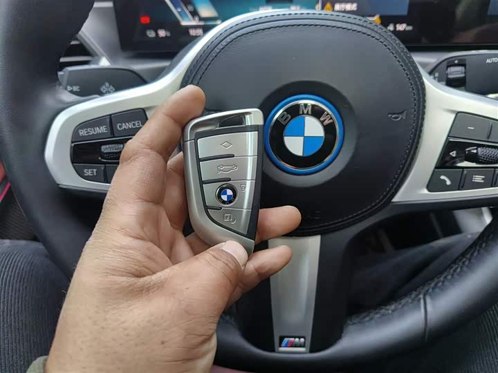 Фото 9 - BMW i3