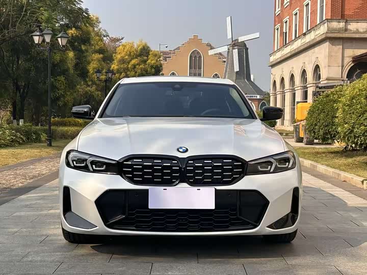 Фото 2 - BMW 3 Series