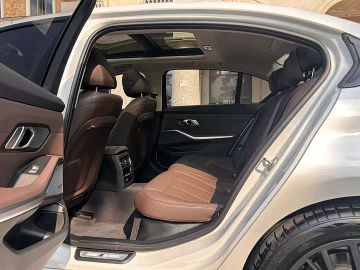 Фото 6 - BMW 3 Series