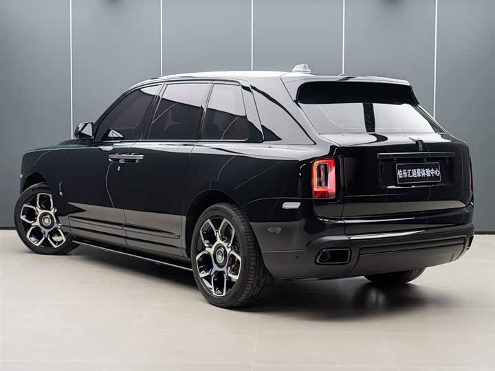 Фото 4 - Rolls-Royce Cullinan