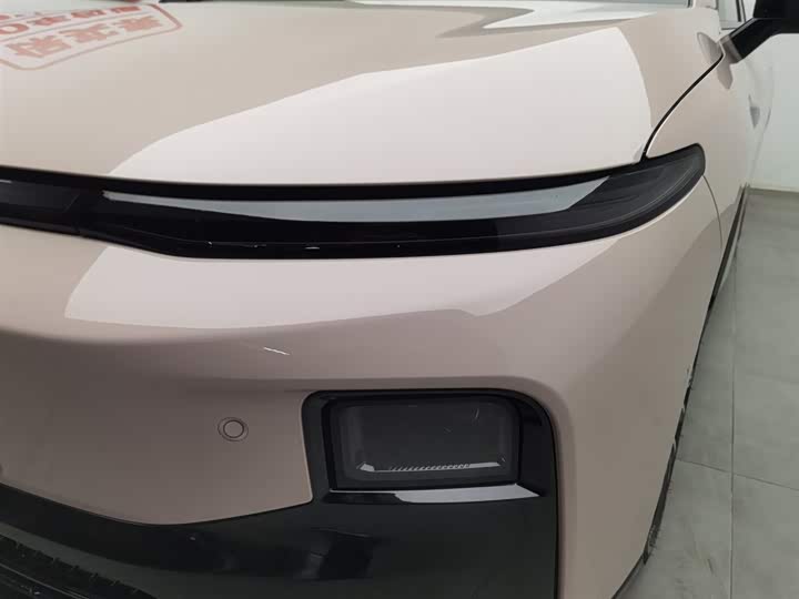 Фото 7 - Leapmotor B01